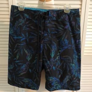 Old Navy Mens shorts w/back pocket